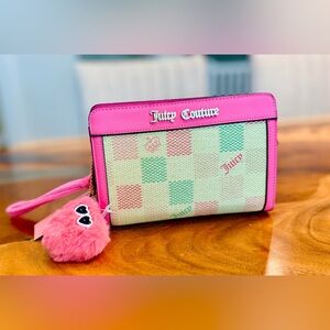 Juicy Couture Pink Trim Macaroon Pastel Checkered Wallet w Fuzzy Heart Charm NWT
